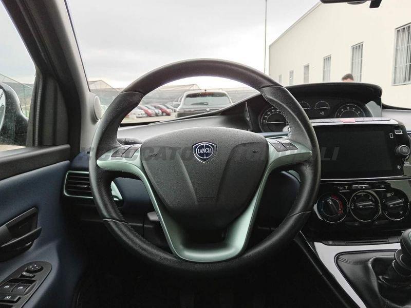 Lancia Ypsilon Ypsilon 1.0 firefly hybrid Platino s&s 70cv