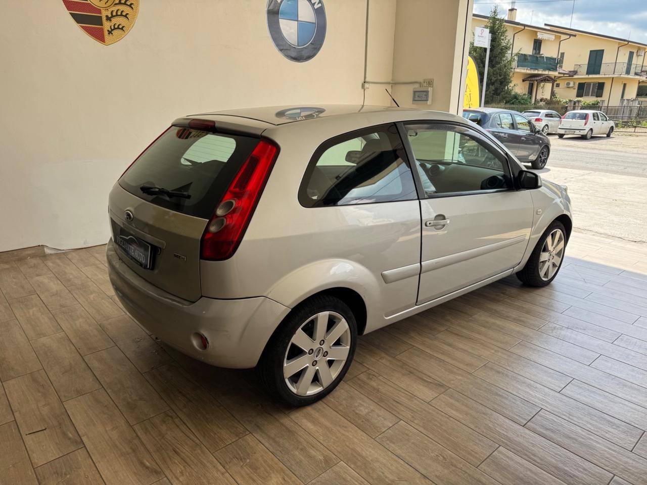 Ford Fiesta 1.4 TDCi 3p. Ghia