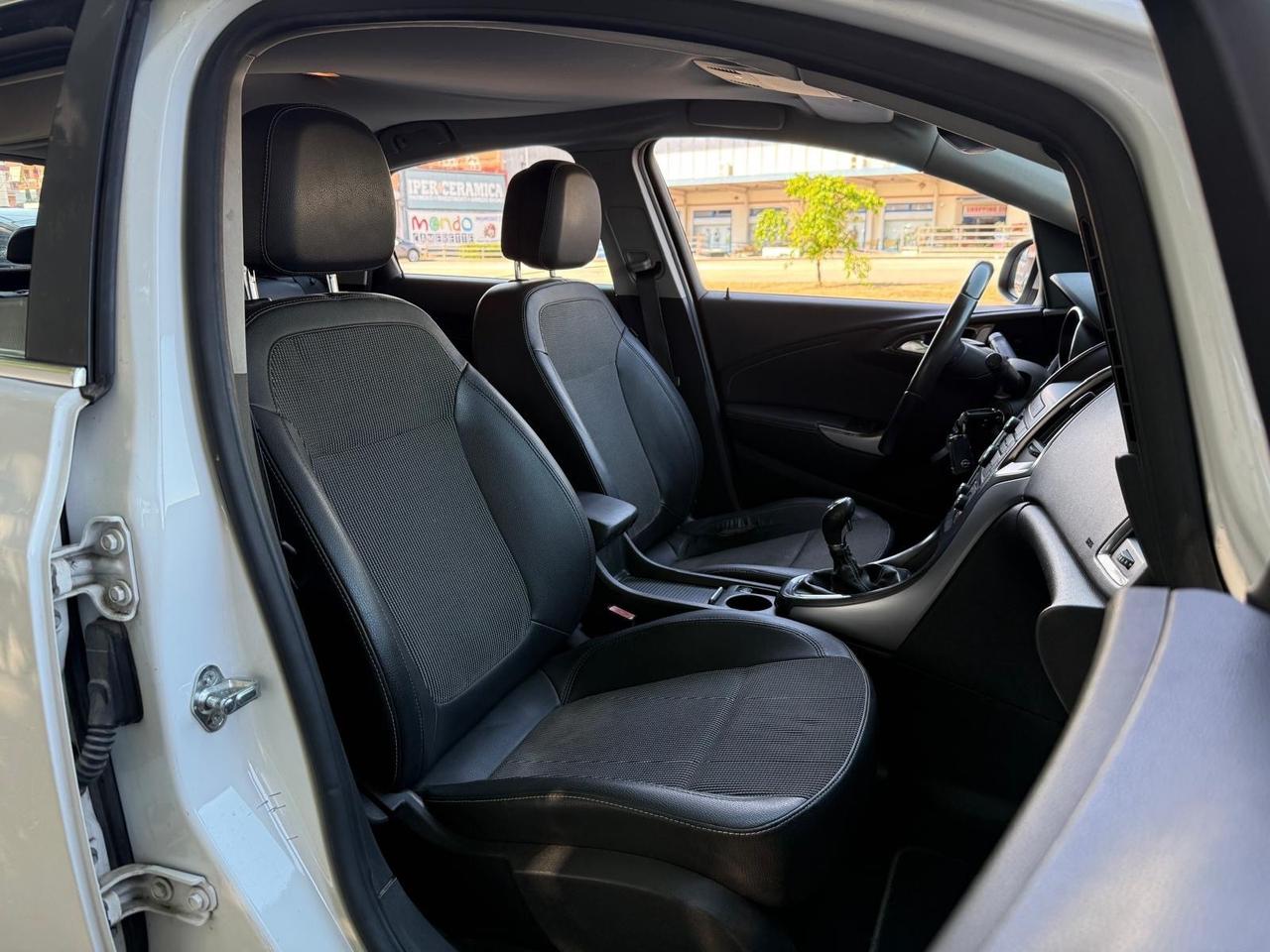 Opel Astra 1.7 CDTI 110CV 5 porte Elective in ottime condizioni