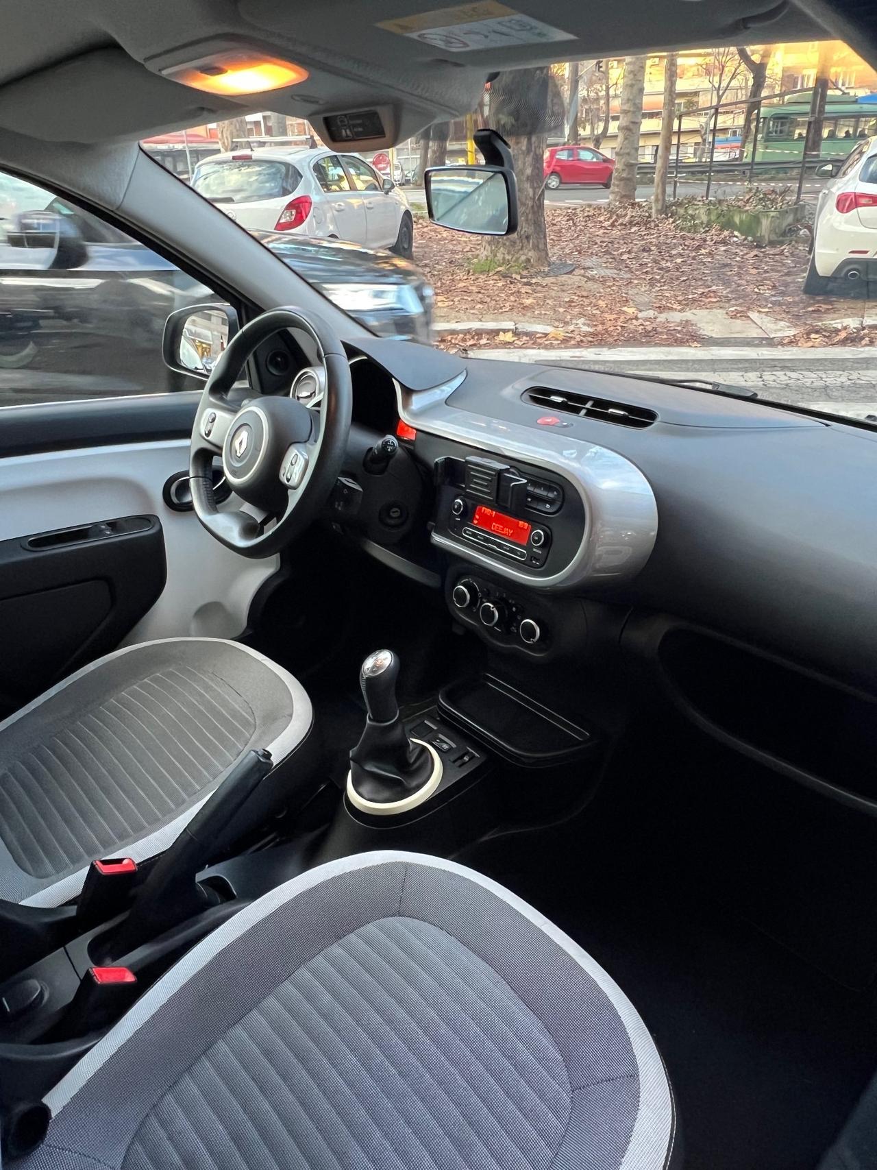 Renault Twingo SCe Stop&Start La Parisienne