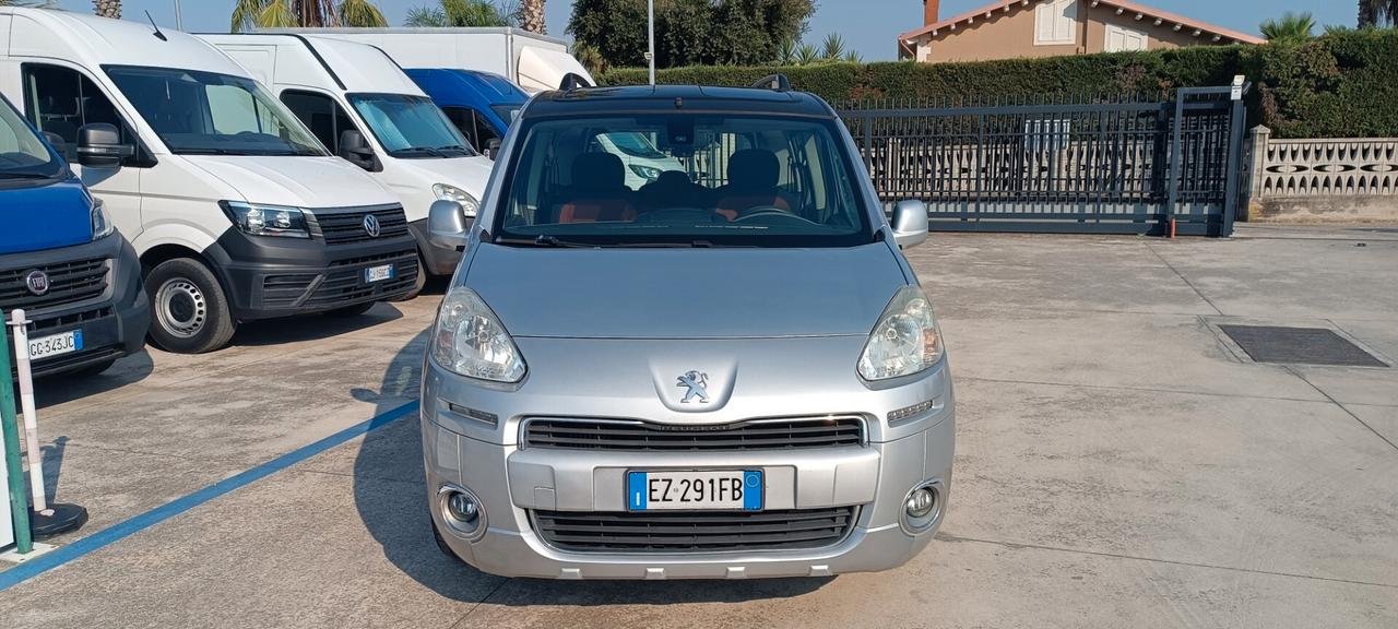 Peugeot Partner Tepee 1.6 HDi 92CV Style GANCIO TRAINO