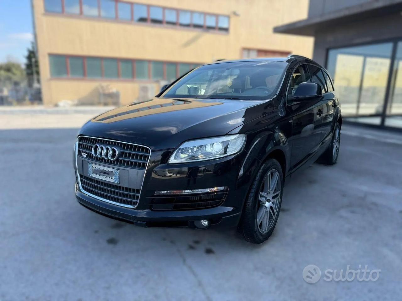 AUDI Q7 3.0 D 7 POS 2009 12 MESI DI GARANZIA