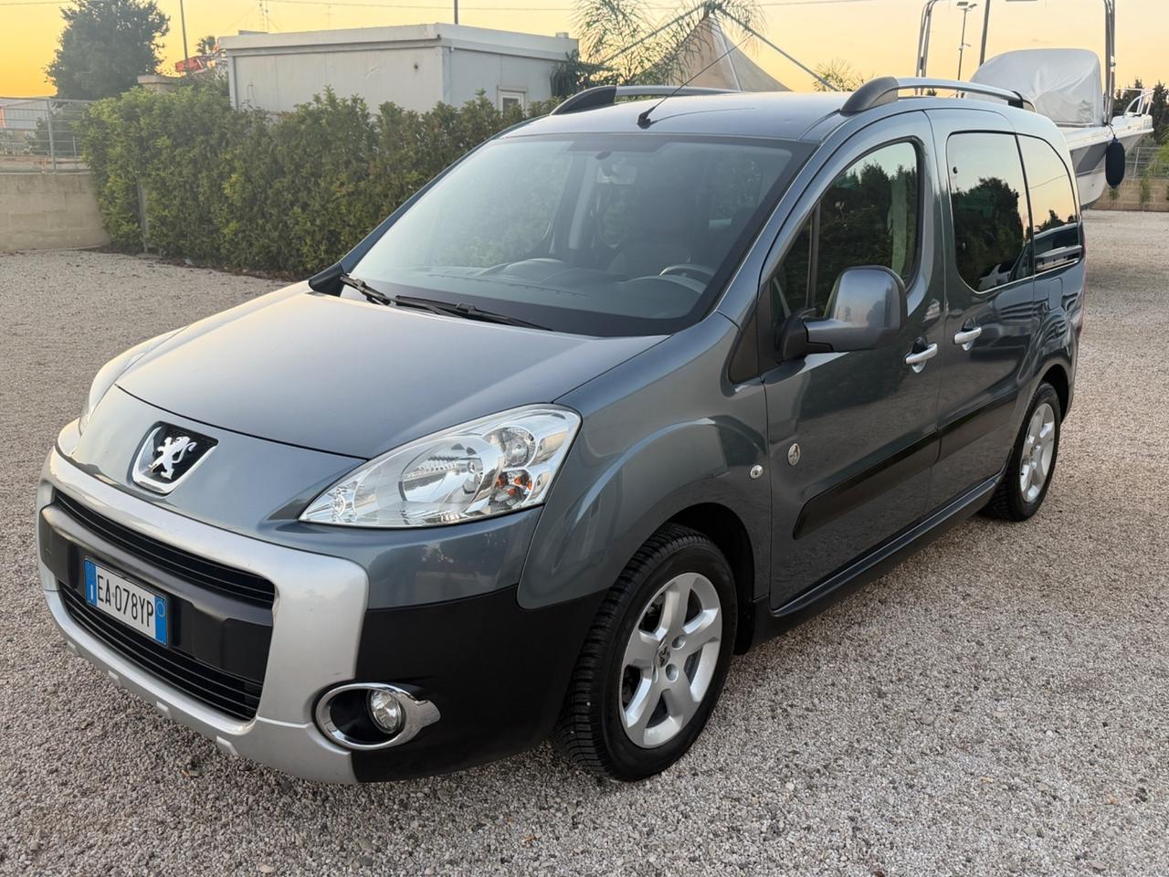Peugeot Partner Tepee 1.6 VTi 120CV Outdoor