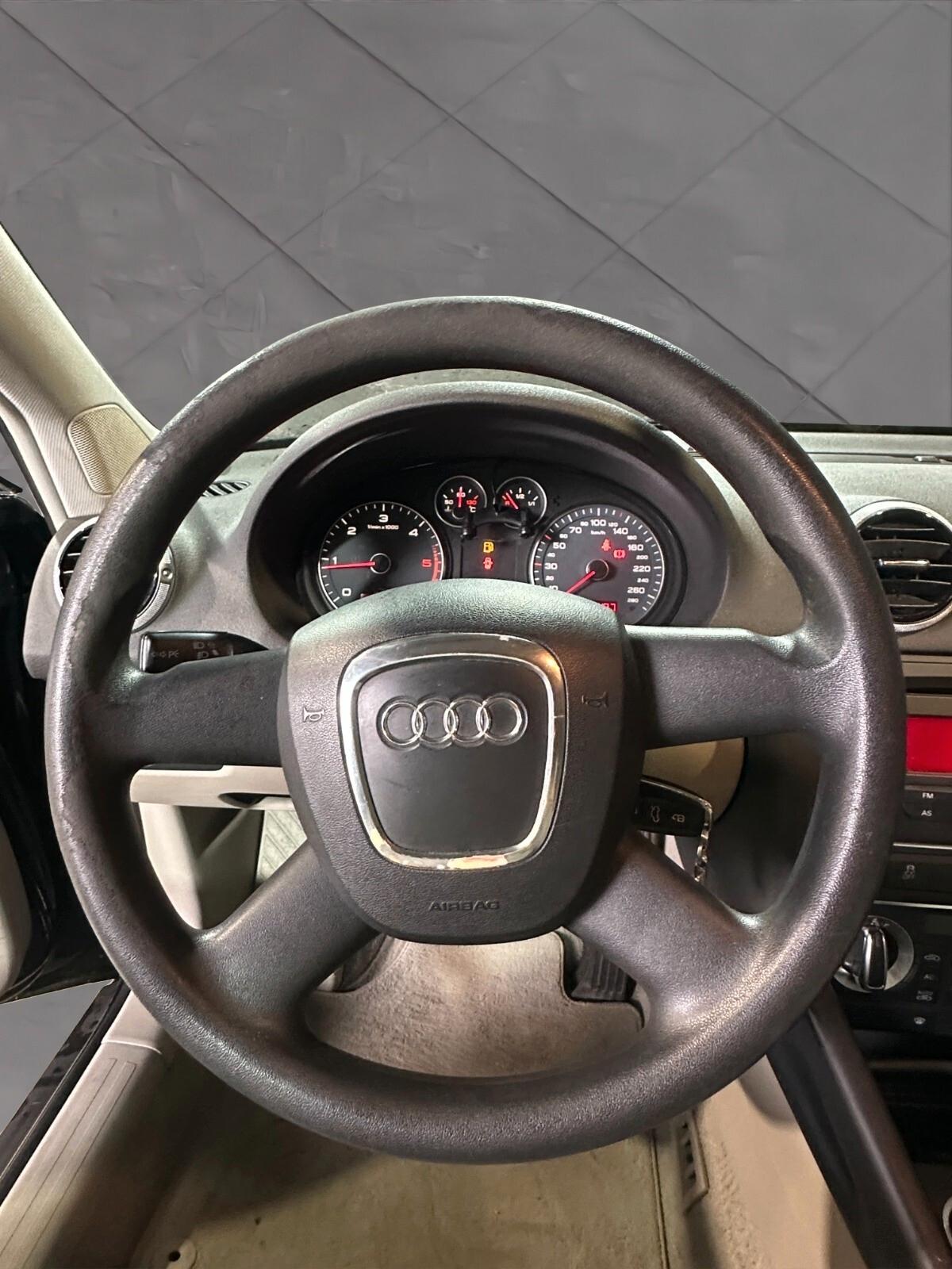 Audi A3 SPB 2.0 TDI F.AP. Ambiente