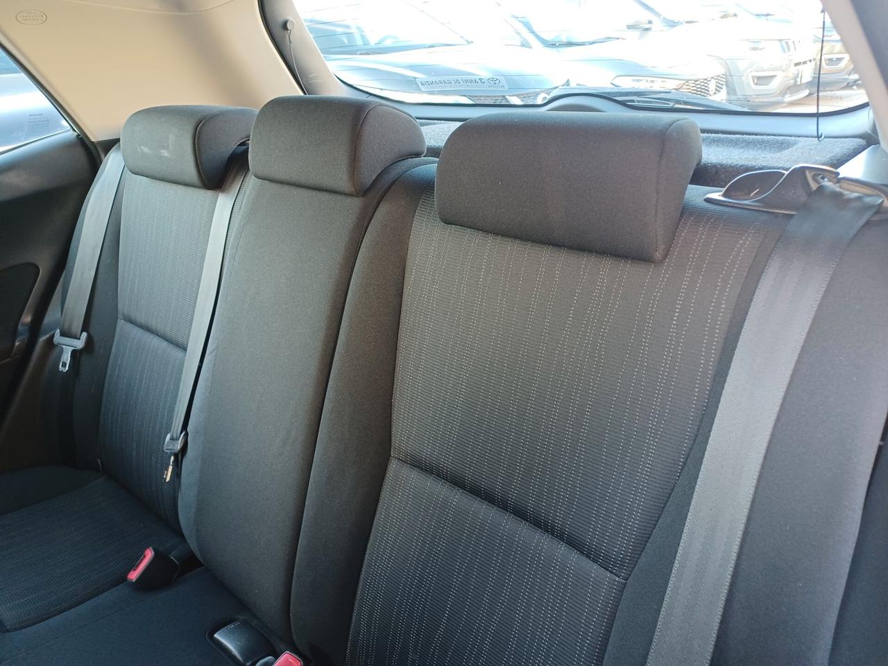 Toyota Auris 1.4 D-4D 5 porte Sol PERFETTA