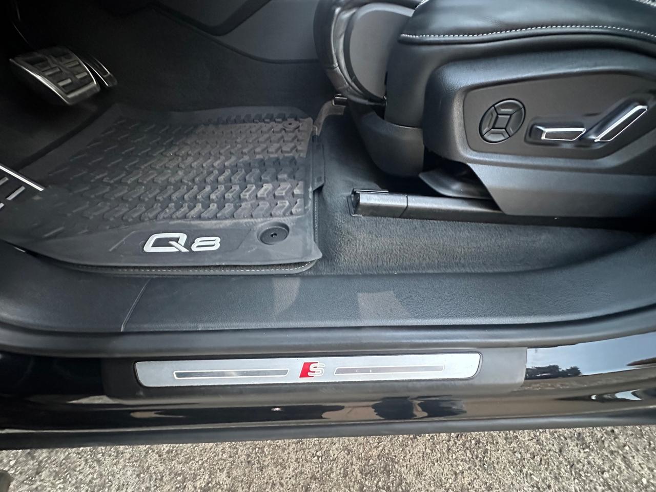 Audi Q8 50 TDI 286 CV quattro tiptronic Sport