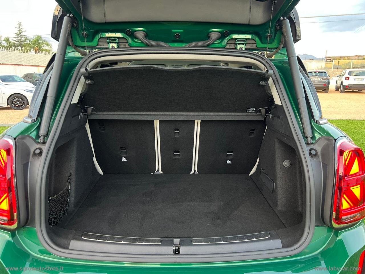 MINI Mini Cooper D Essential Countryman