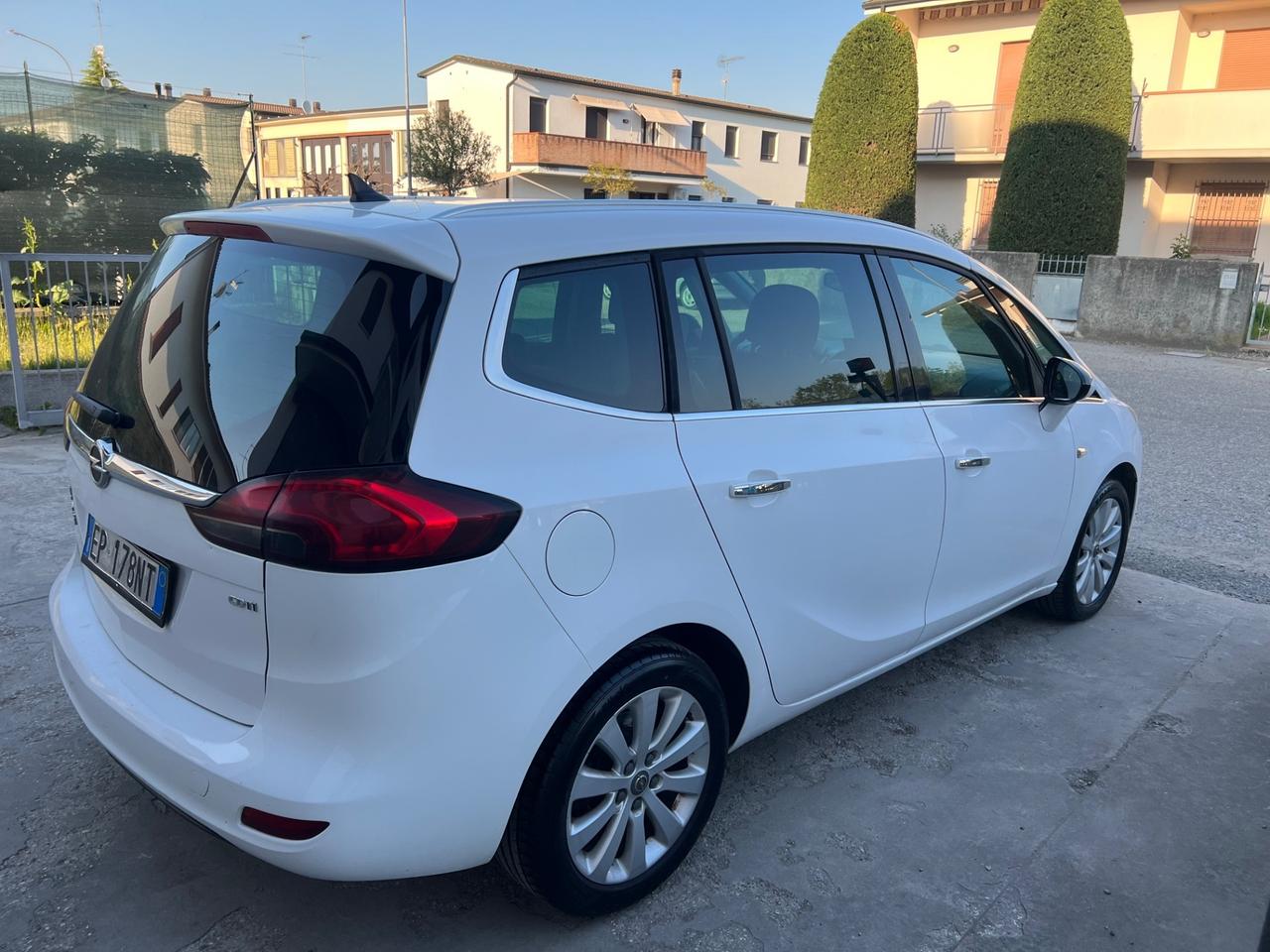 Opel Zafira 2.0 CDTi 7 POSTI FULL 2013 POCHI KM