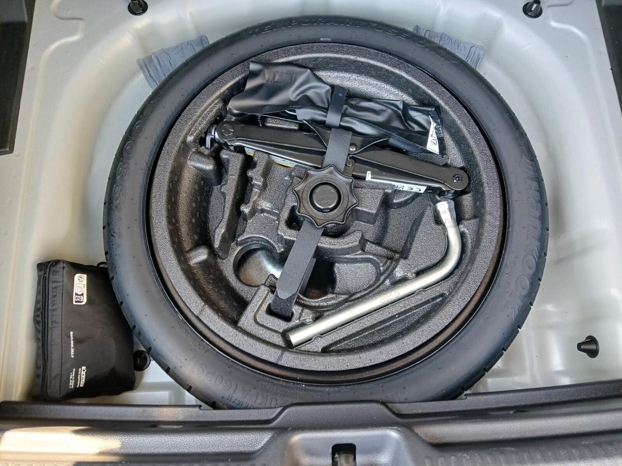 Audi Q2 35 TDI S tronic Identity Black-AZIENDALE