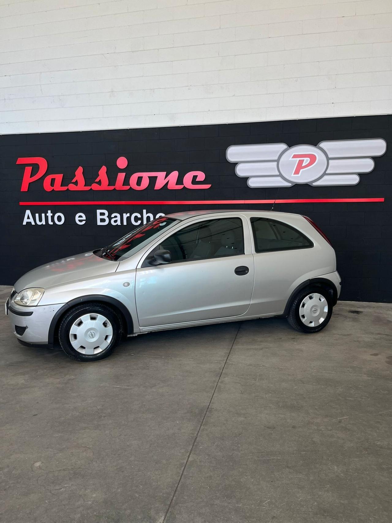 Opel Corsa 1.2i 16V cat 3 porte Silverline