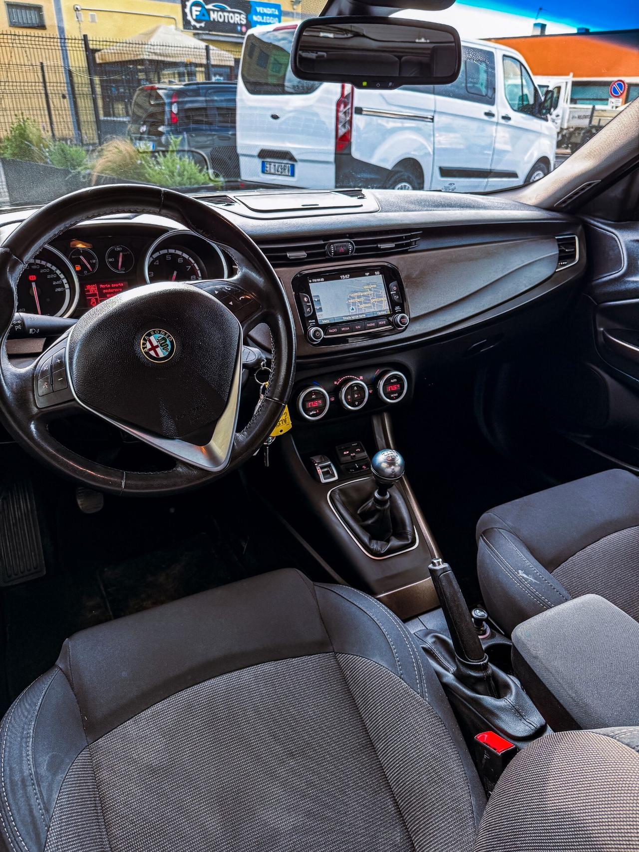 Alfa Romeo Giulietta 1.4 120 CV - NEOPATENTATI OK