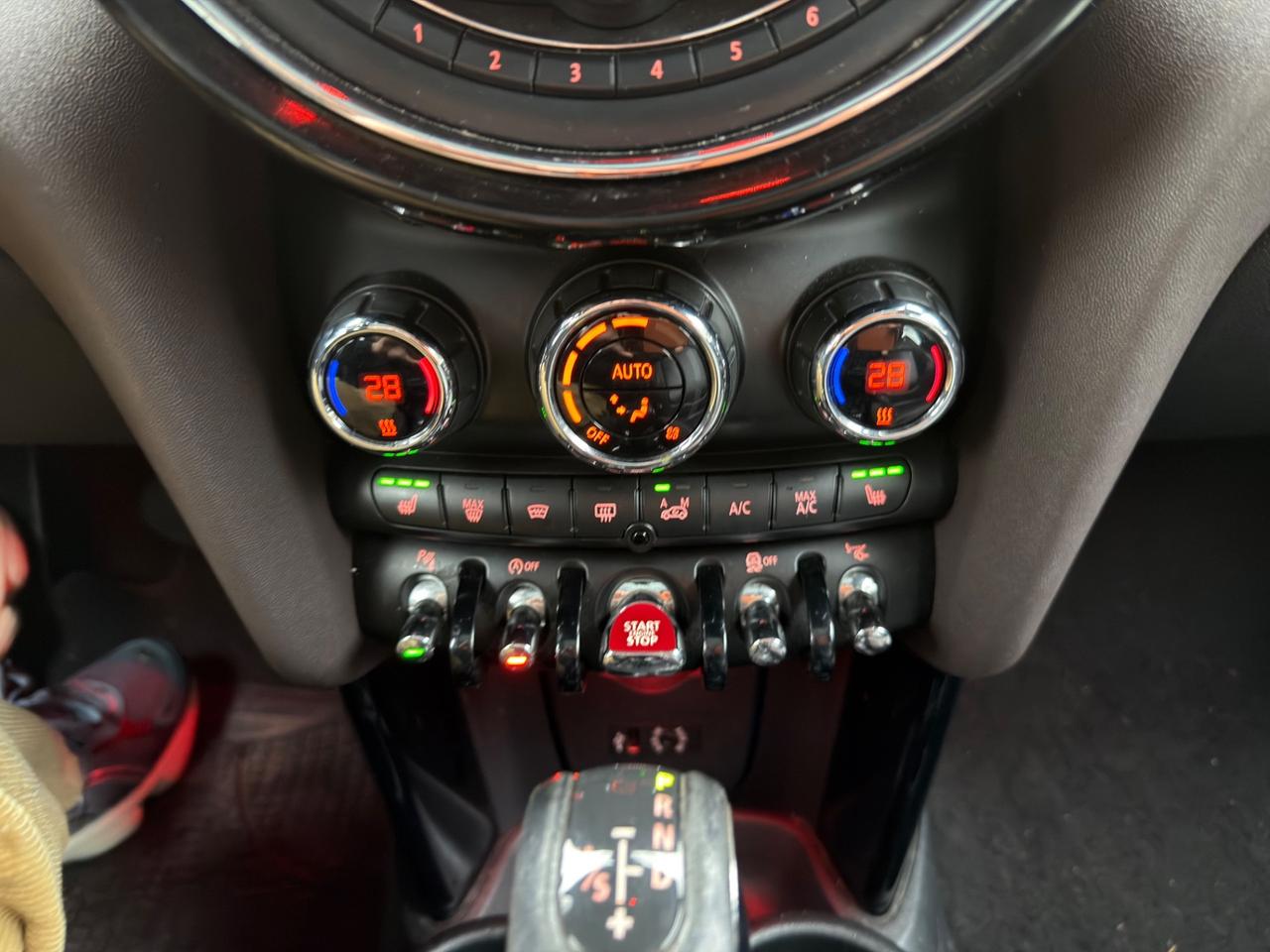 Mini 2.0 Cooper SD Business XL 5 porte