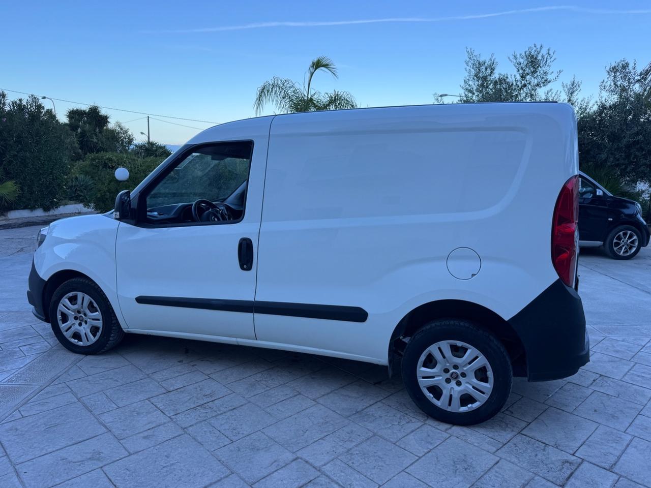 Fiat doblo coibentato con gruppo frigo