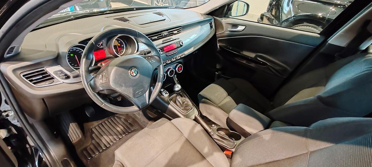 Alfa Romeo Giulietta 1.6 JTDm-2 105 CV Exclusive