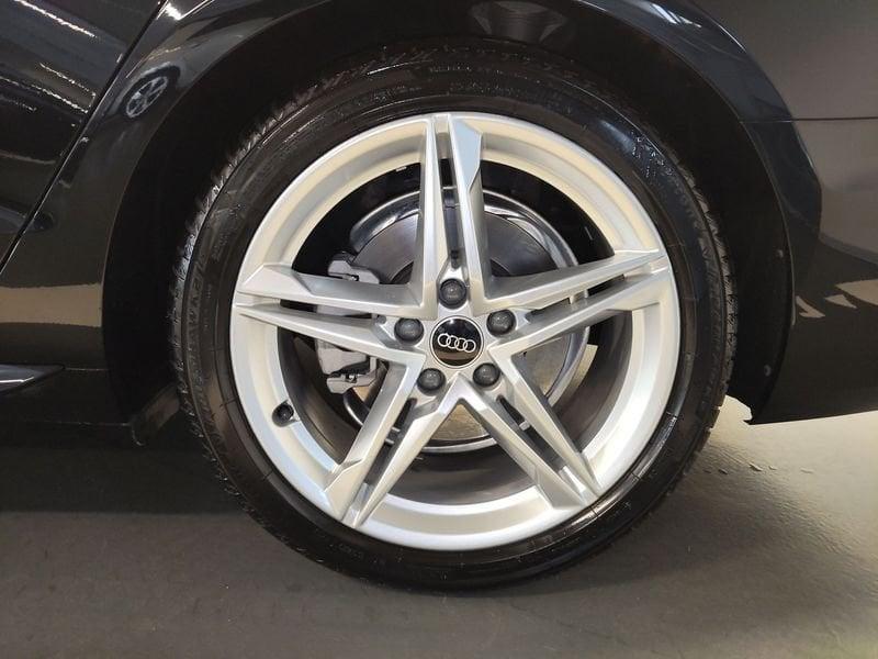 Audi A4 Avant 40 TDI quattro S tronic S line edition
