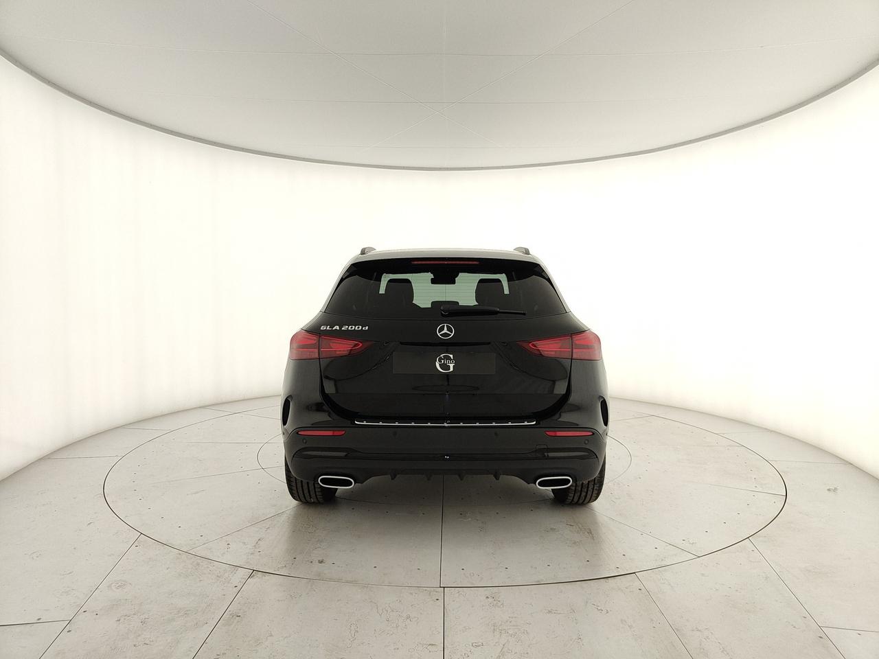 Mercedes-Benz GLA 200 d