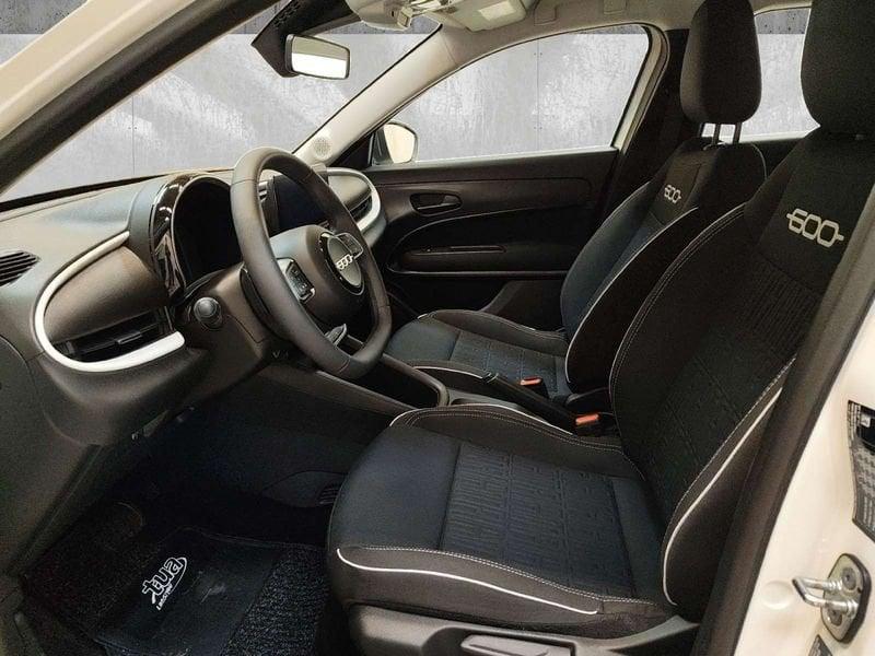 FIAT 600 1.2 hybrid 110cv auto