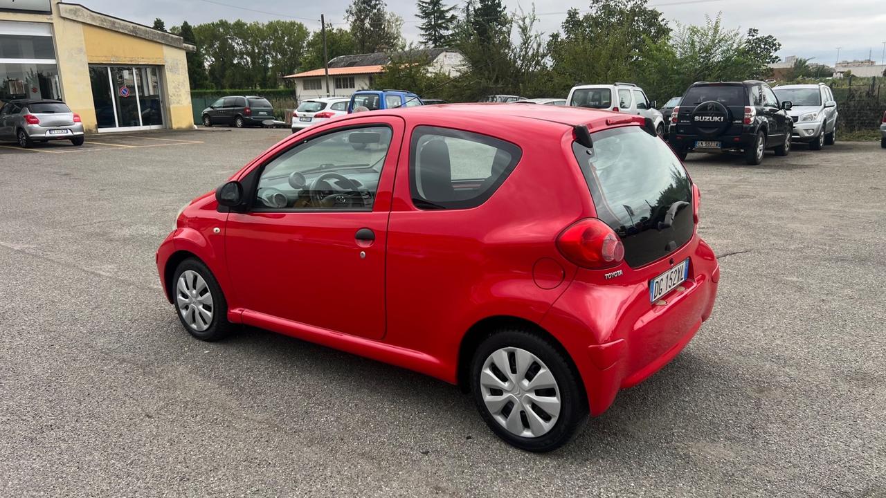 Toyota Aygo 1.0 12V VVT-i 3 porte Sol