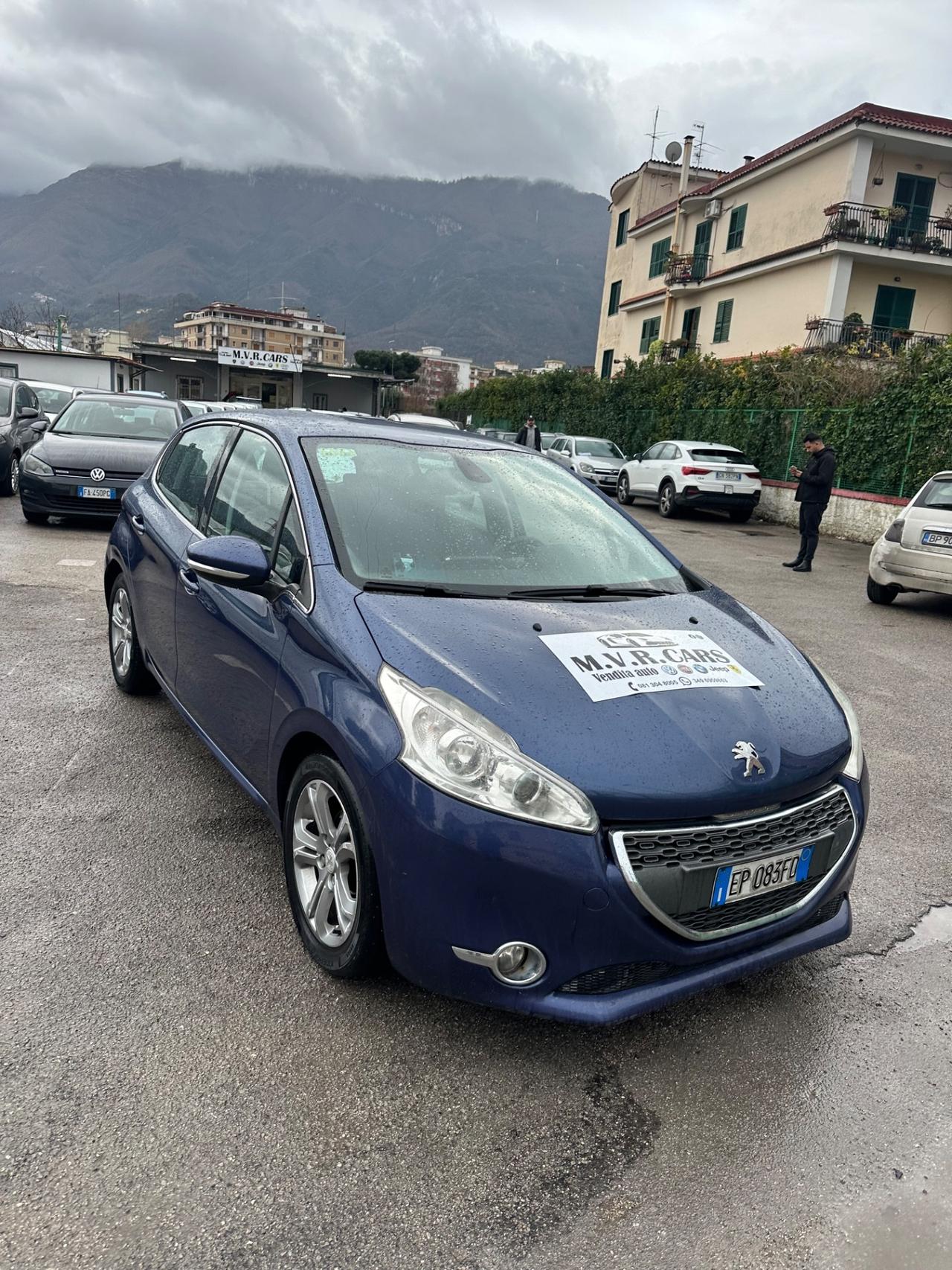 Peugeot 208 1.6 e-HDi 92 CV Stop&Start 5 porte Allure