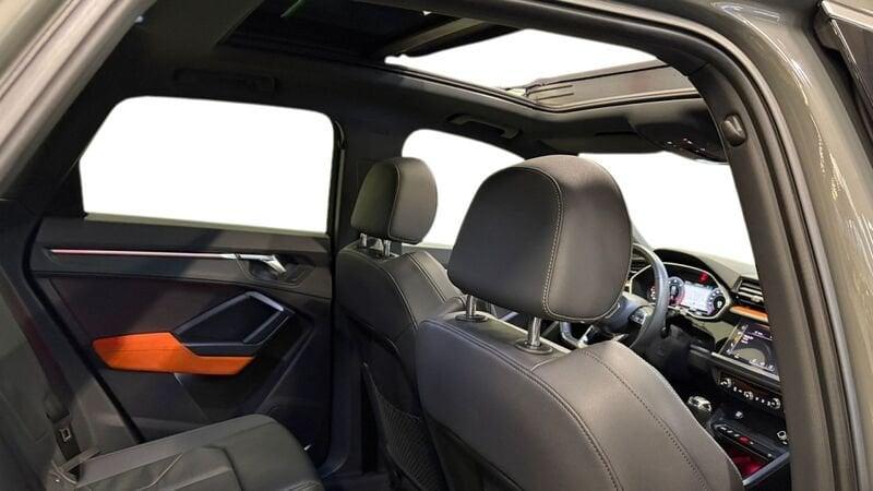 Audi Q3 Q3 2.0 TDI 150 CV quattro S line Edition