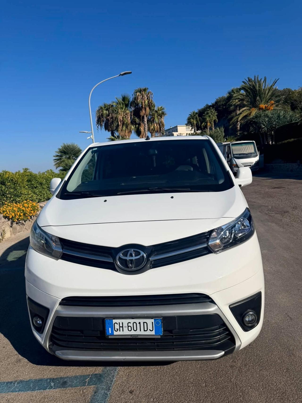 Toyota Proace Verso 2.0D 144 CV L2 D Lounge