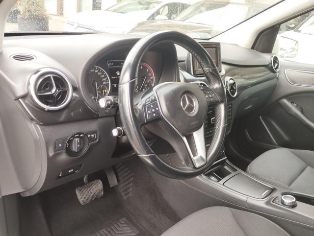 MERCEDES-BENZ B 180 CDI Autom Executive CAMERA-17"