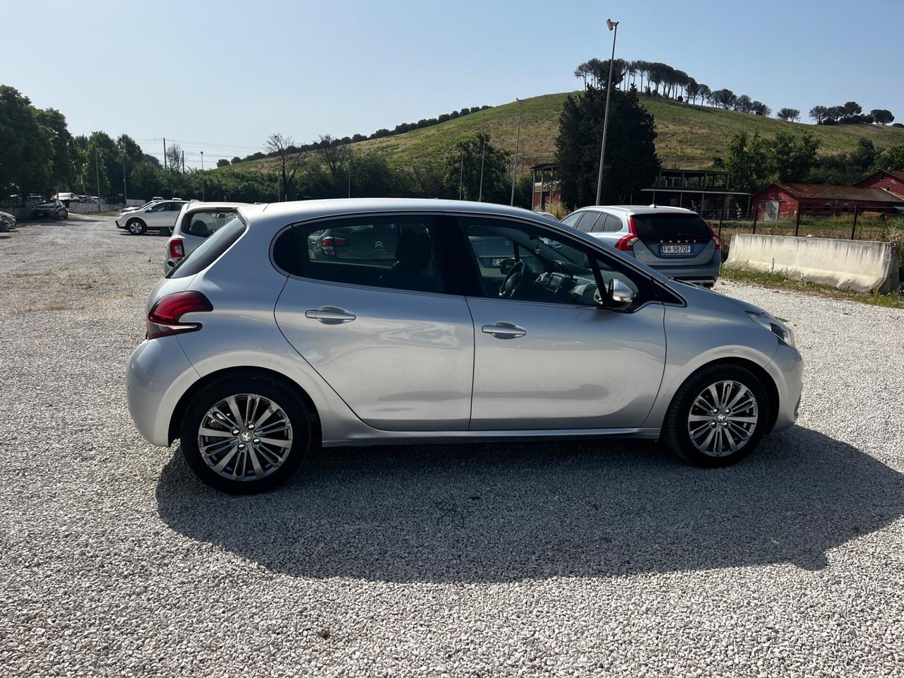 Peugeot 208 BlueHDi 75 5 porte Active