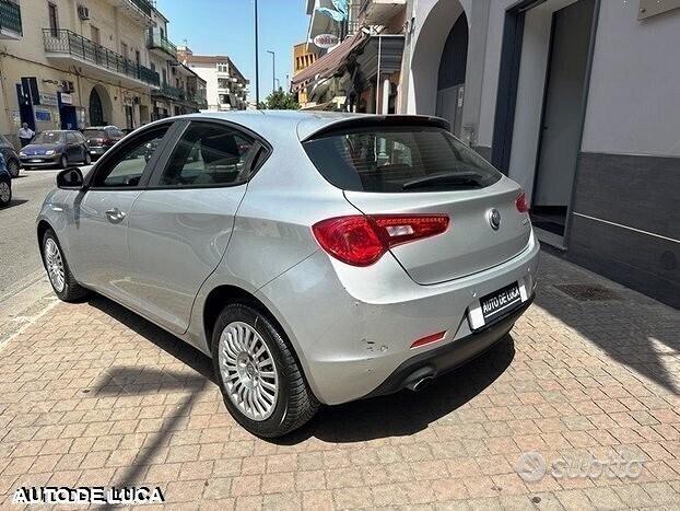 Alfa giulietta 1.6 mjet autom certificata italiana