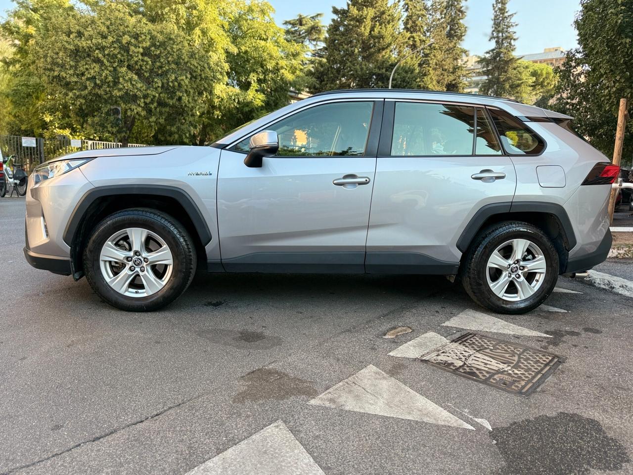 Toyota RAV 4 RAV4 2.5 Full Hybrid UNIPRO