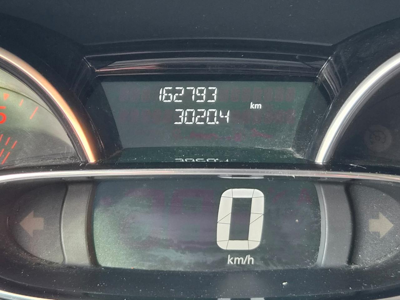 Renault Clio dCi 8V 75 CV 5 porte Moschino Life