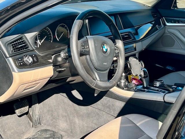 Bmw 520d Touring Luxury - 2016
