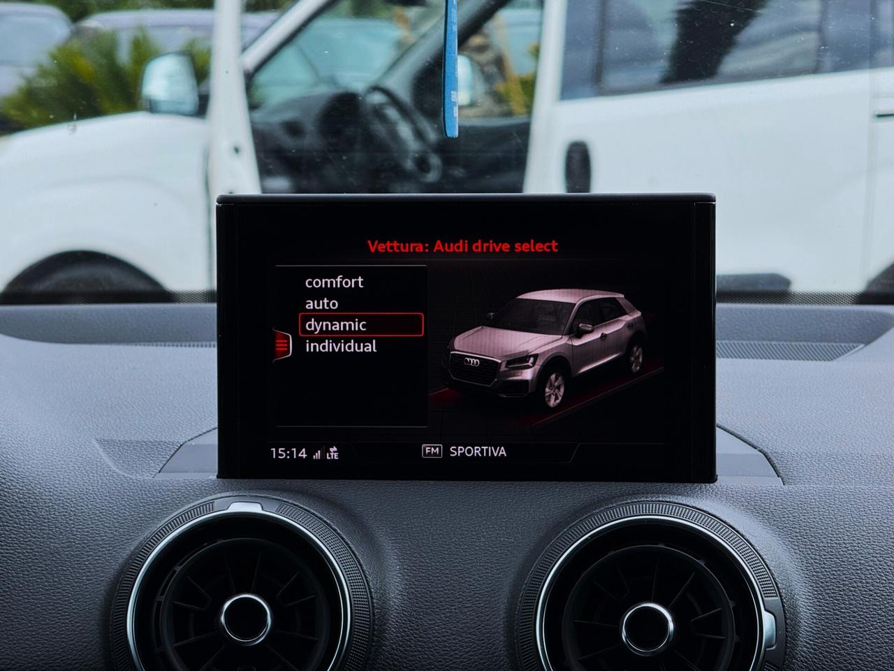 Audi Q2 30 TDI S line S-tronic 116CV MATRIX
