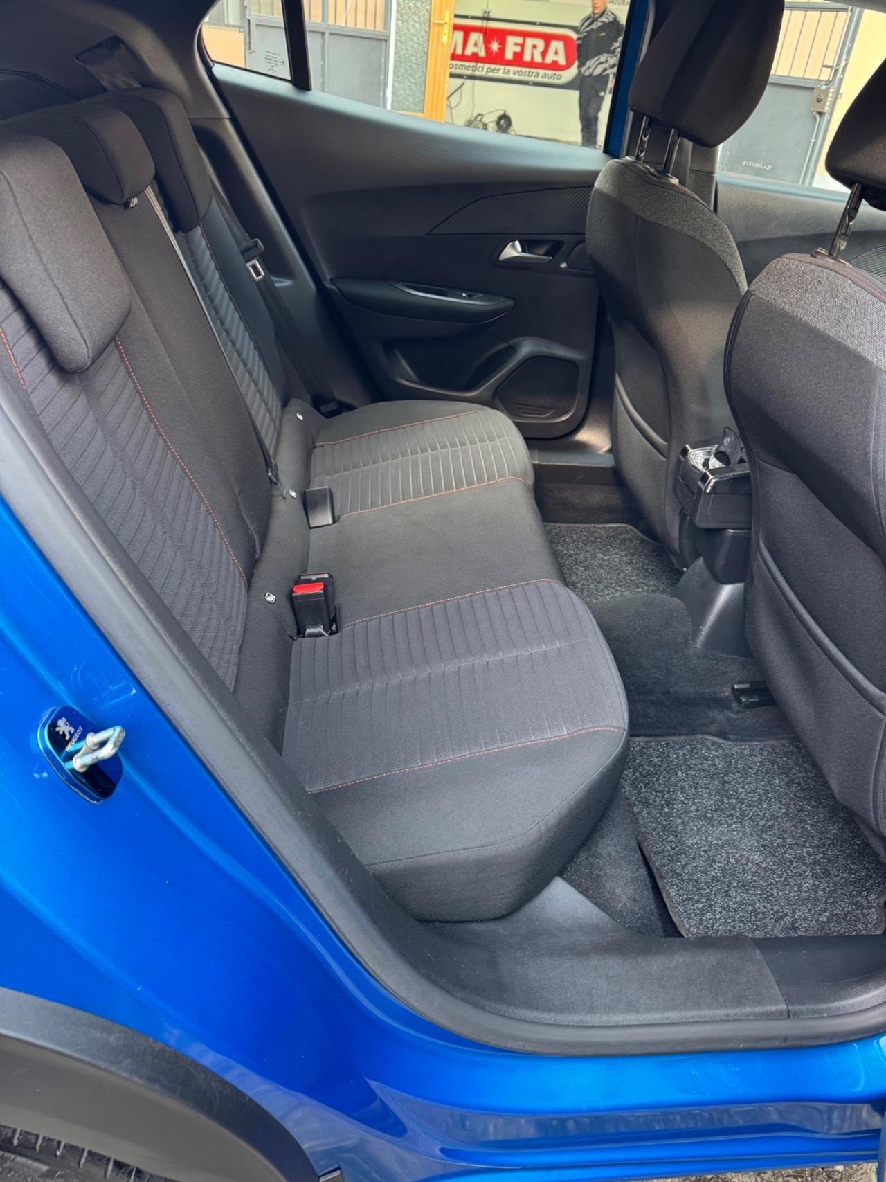 Peugeot 2008 BlueHDi 100 S&S Allure