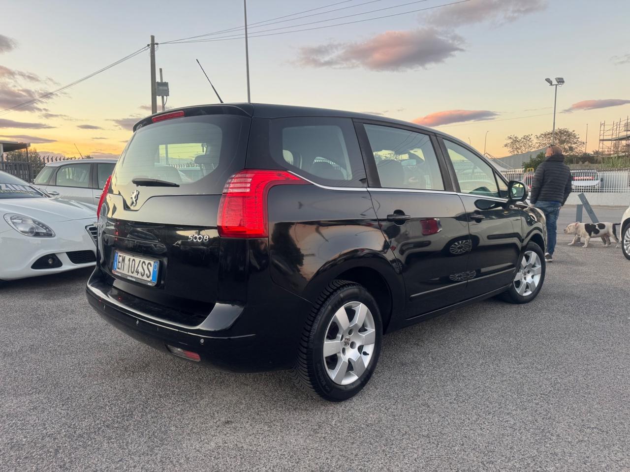Peugeot 5008 1.6 HDi 112CV Business 7 posti