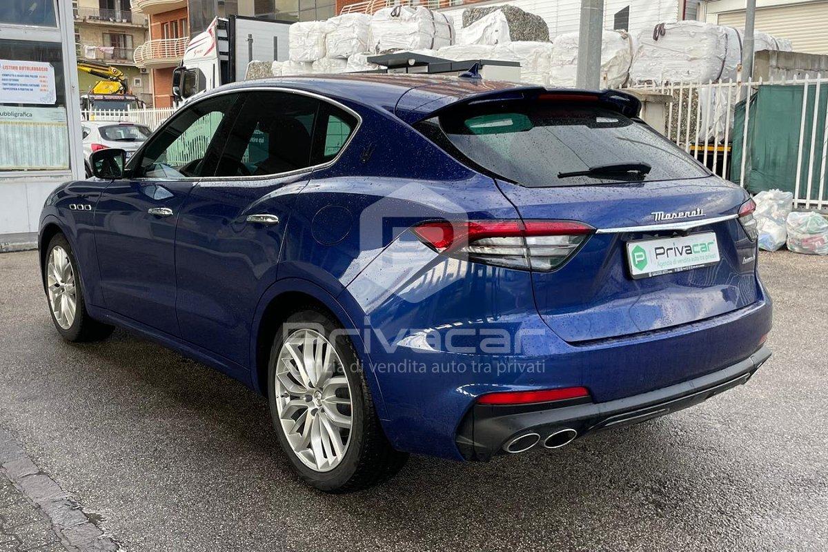 MASERATI Levante V6 350 CV AWD Modena