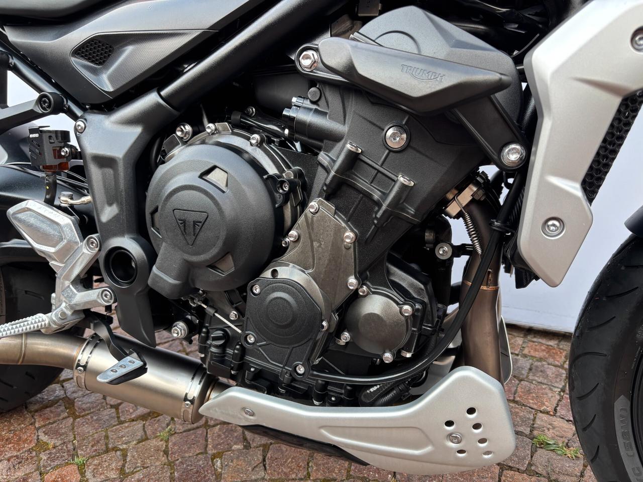 Triumph Trident 660