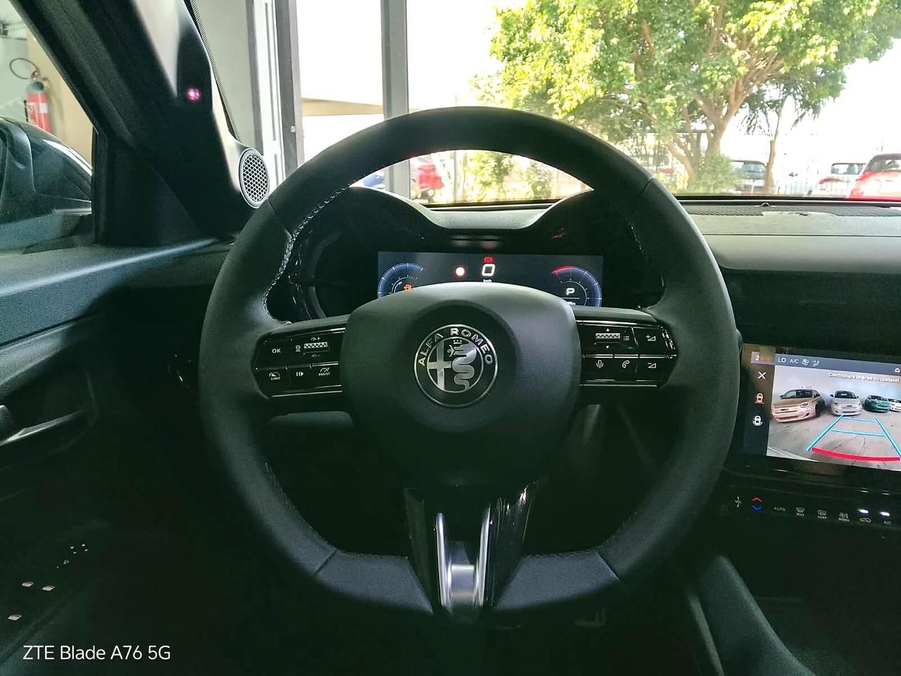 Alfa Romeo Junior Hybrid 1.2 Sprint 145CV