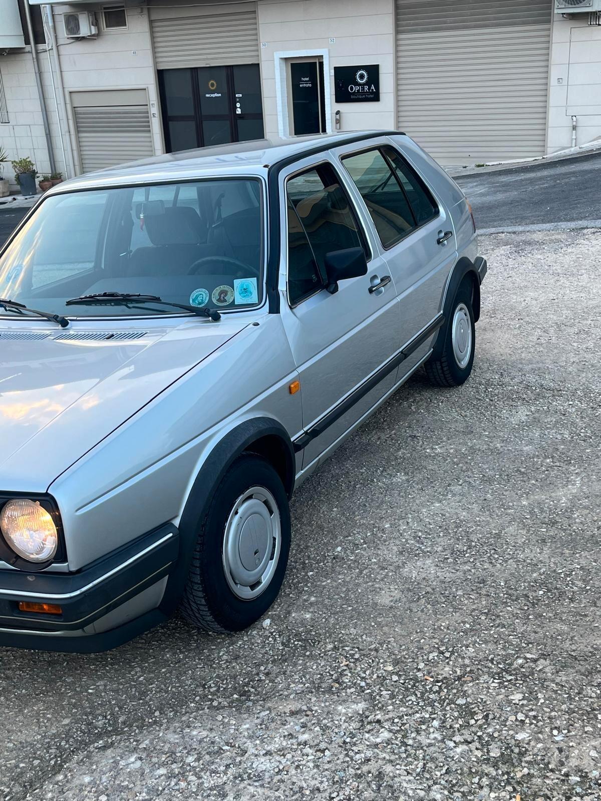 Volkswagen Golf 1300 5 porte GL