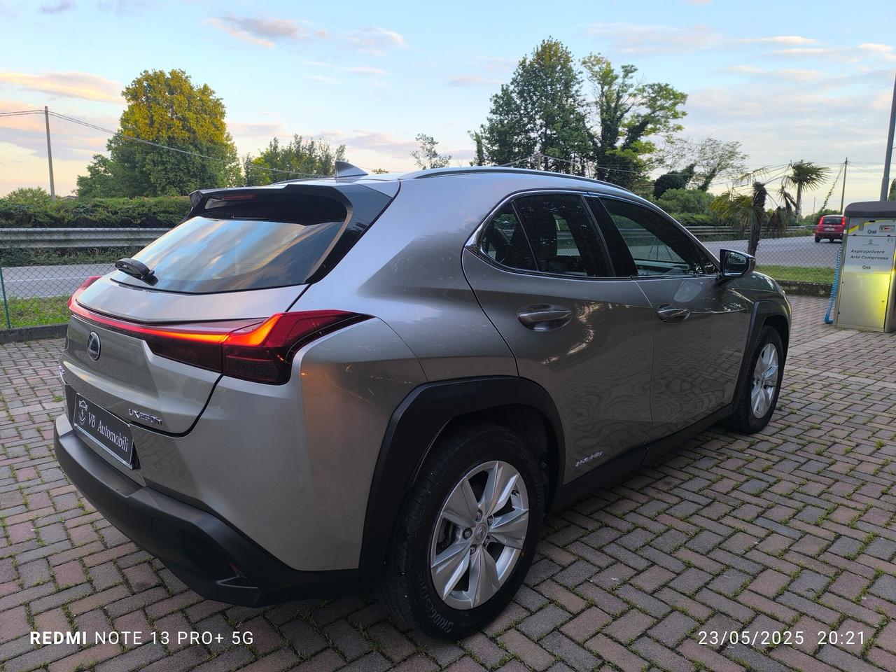 Lexus UX Hybrid Business Full Optional