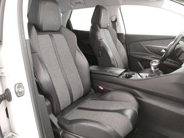 PEUGEOT 3008 BlueHDi 120 S&S Allure