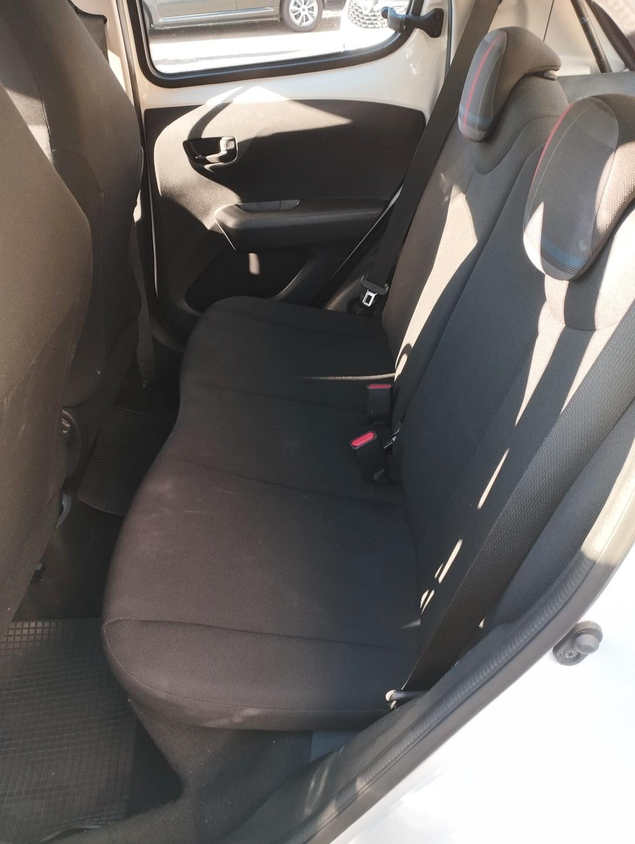 Peugeot 108 VTi 68 5 porte Allure TOP!