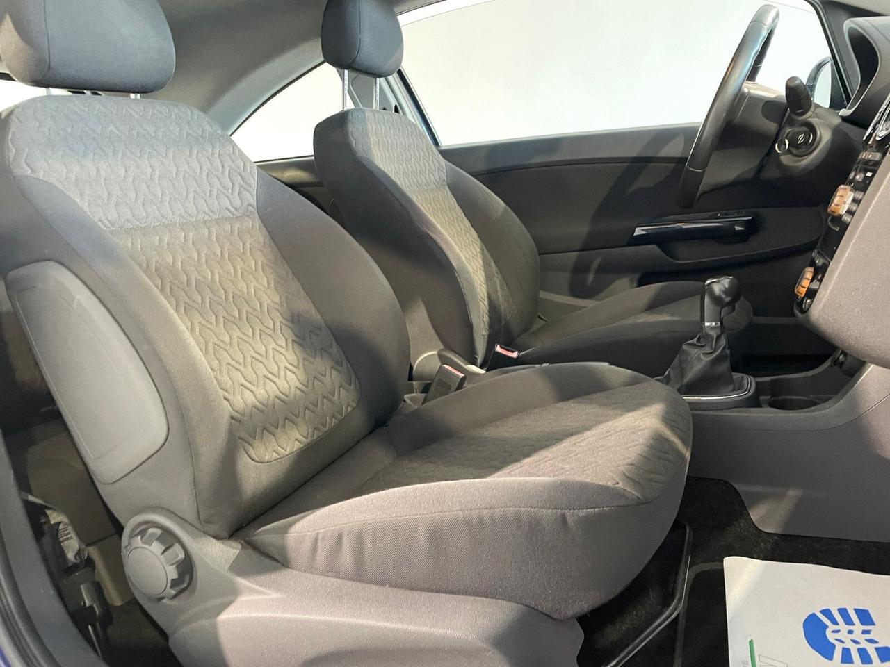 OPEL CORSA 2014 GPL X NEOPATENTATI