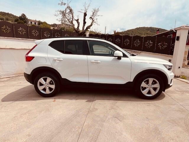VOLVO XC40 D3 150 CV DIGITAL COCKPIT UNIPRO'