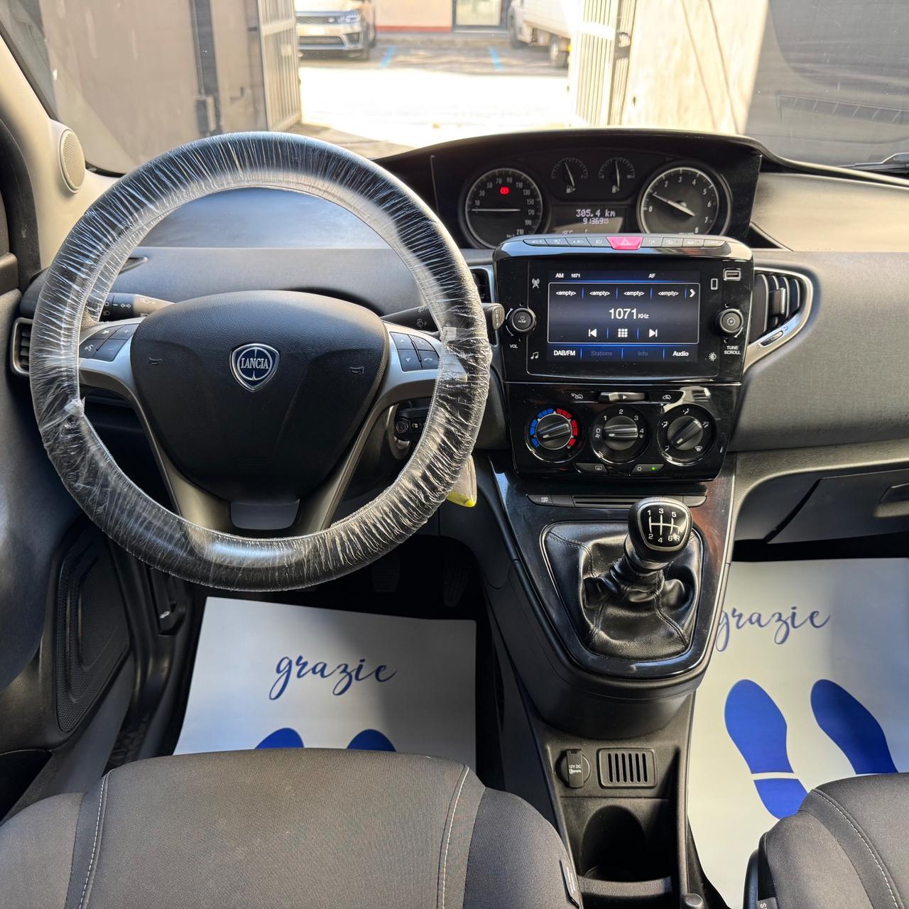 Lancia Ypsilon GOLD 1.0 HYBRID