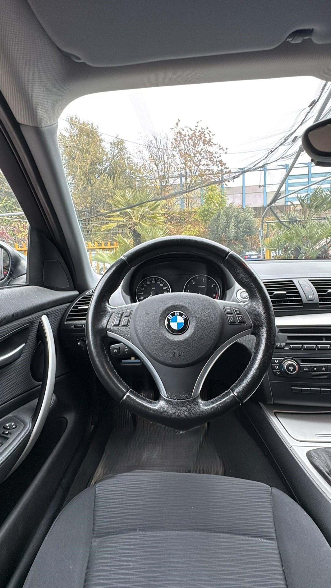 Bmw 118d 5 porte Futura