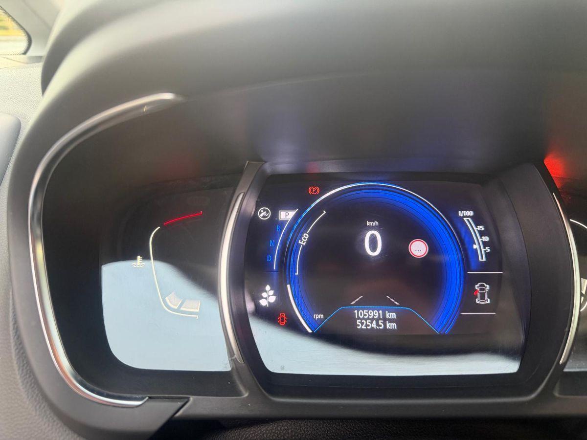 RENAULT - Scénic - TCe 140 CV EDC FAP Intens