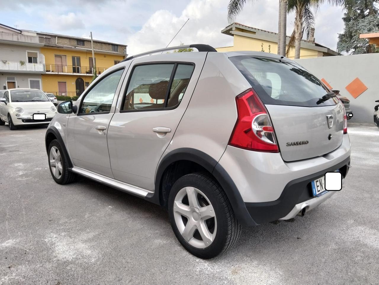 Dacia Sandero Stepway 1.6 8V GPL 85CV 2012