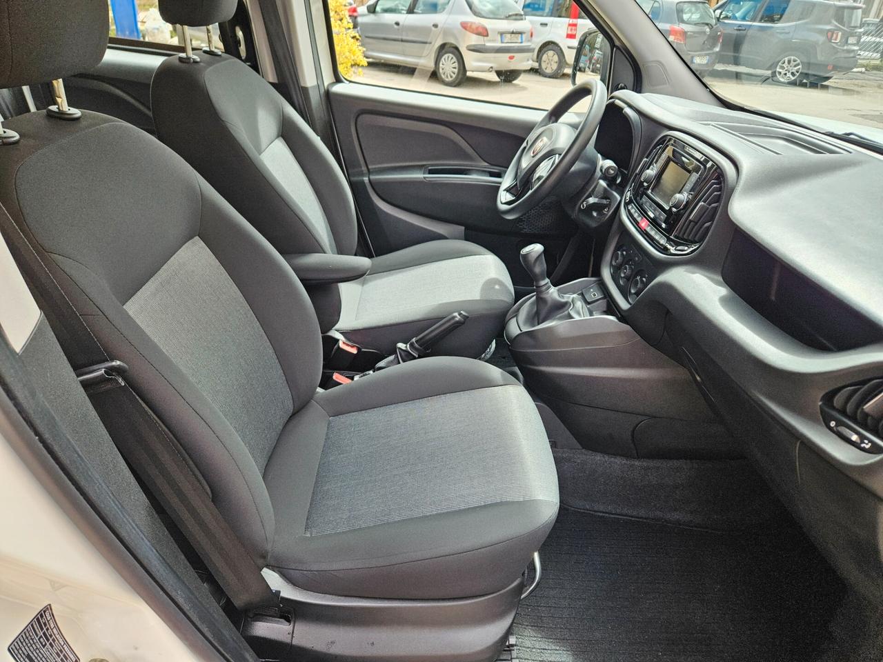 FIAT DOBLO' 1300 MJT 5 POSTI IVA COMPRESA KM CERTI