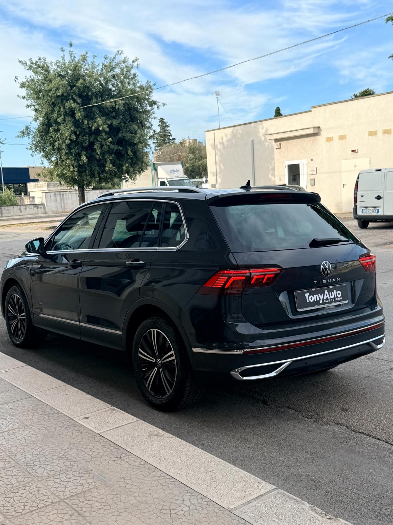 Volkswagen Tiguan 2.0 tdi Elegance 150cv dsg APPLE CARPLAY,ANDROID AUTO,TELECAMERA,NAVI,VIRTUAL COCKPIT,ALCANTARA