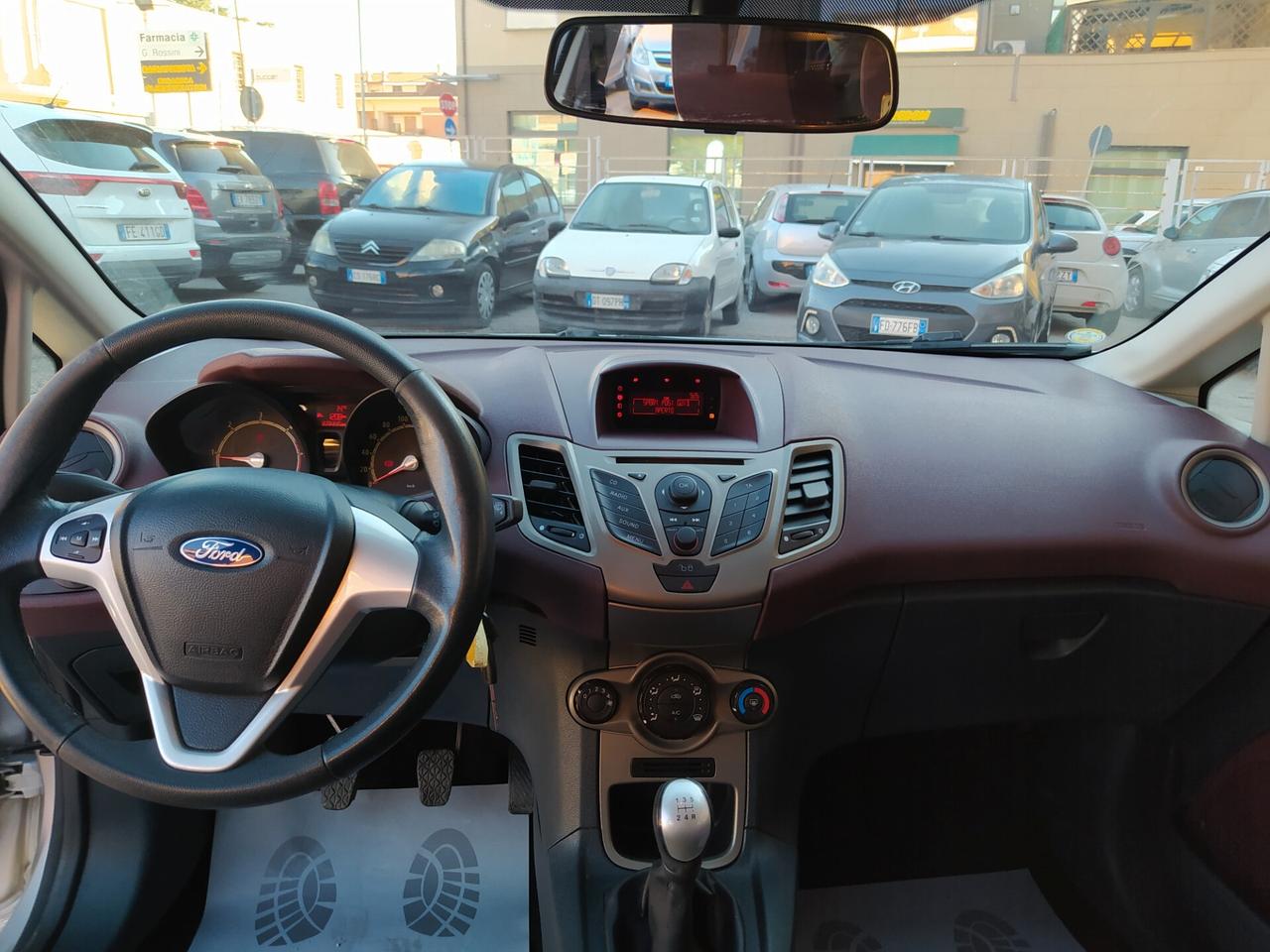 Ford Fiesta 1.4 TDCi 68CV 5 porte Titanium Neopatentati